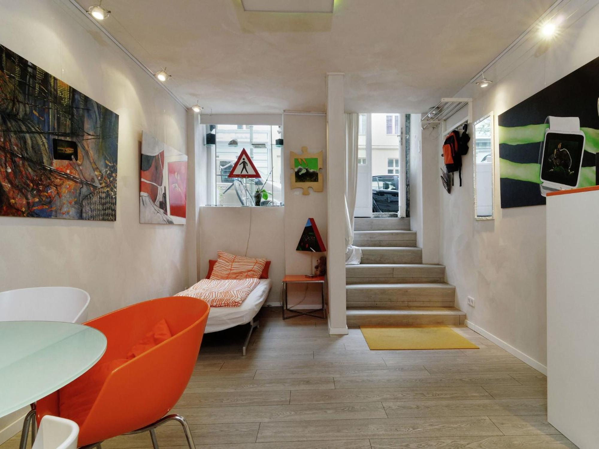 Apartamento In Kreuzberg With Internet *